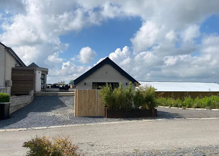 Meunier, Tu Dors Vaux-sur-Sure